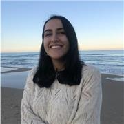 Profesora de Inglés como Lengua extranjera para niños y niñas de Educación Primaria
